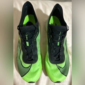 Nike Zoom Fly 3 - Size 13